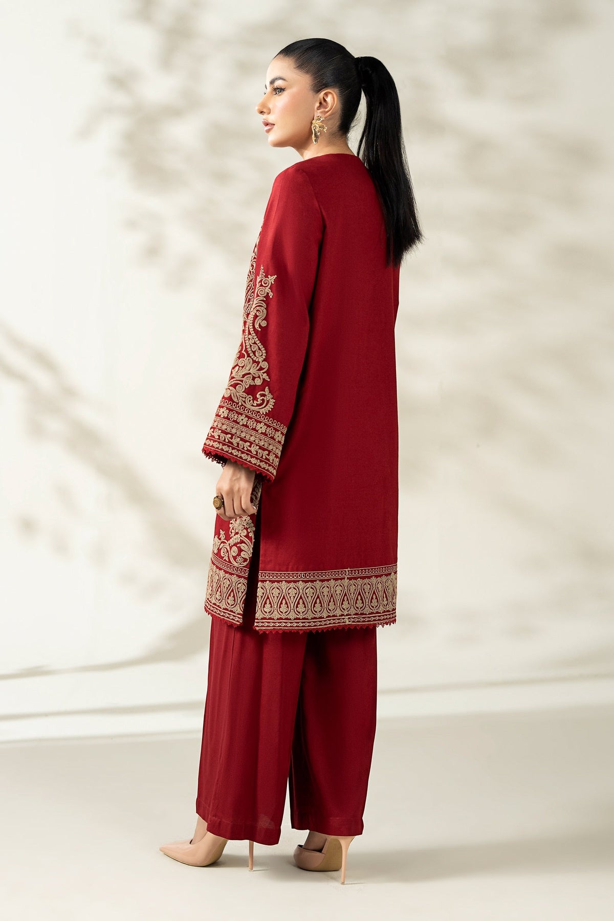 Maria B | Luxury Winter Pret 25 | DW-W25-58-Maroon, image 2