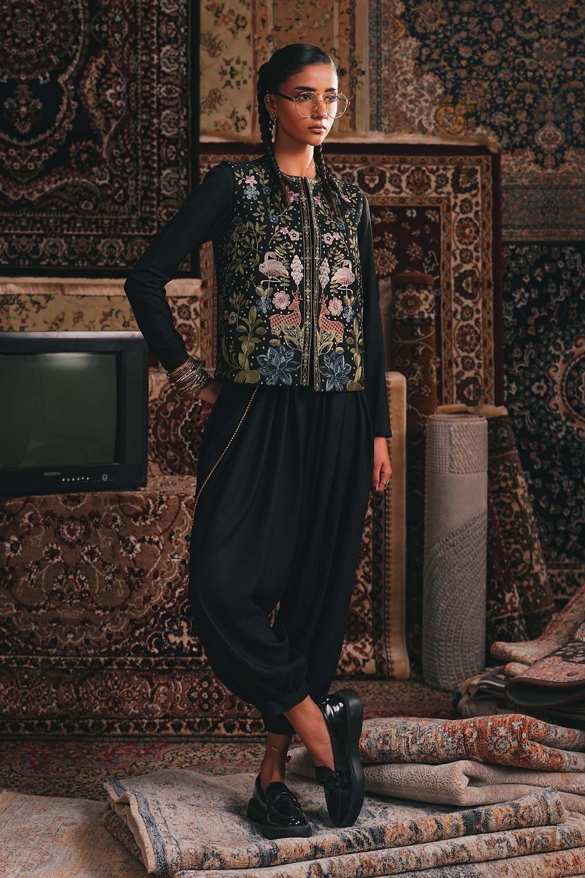 Maria B | Luxury Pret Winter 25 | DW-W25-81-1