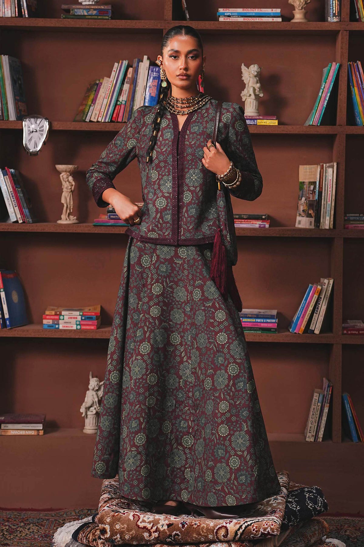 Maria B | Luxury Pret Winter 25 | DW-W25-82