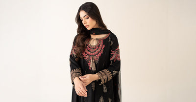 Maria B | Luxury Winter Pret 25 | DW-EF22-13R1-Black