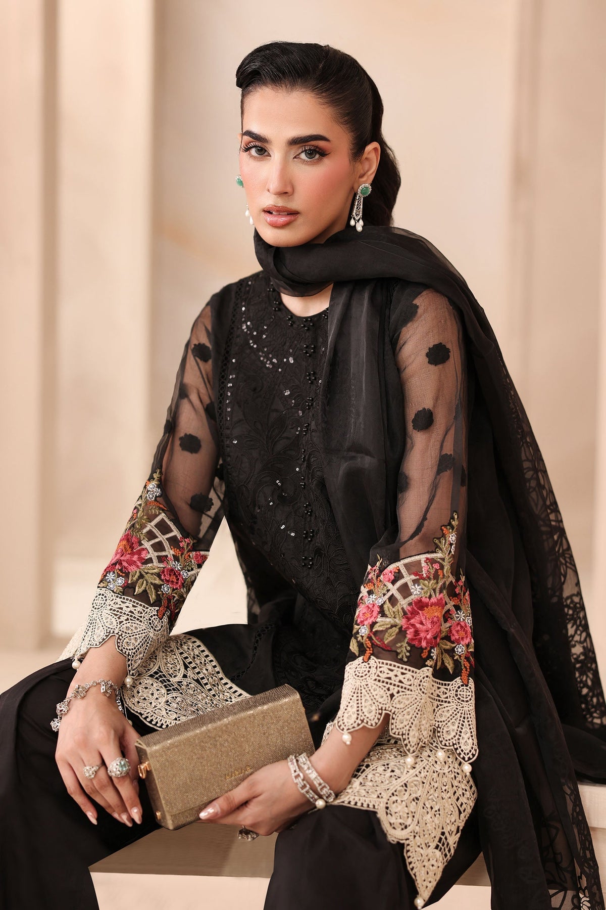 Maria B | Luxury Winter Pret 25 | DW-MN25-02-Black, image 7