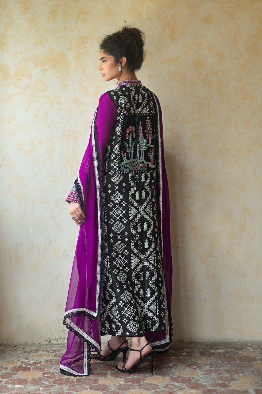 Zainab Chottani | Summer Edition 26 | Dahlia Dusk-2