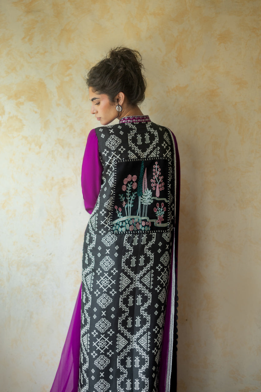 Zainab Chottani | Summer Edition 26 | Dahlia Dusk, image 5