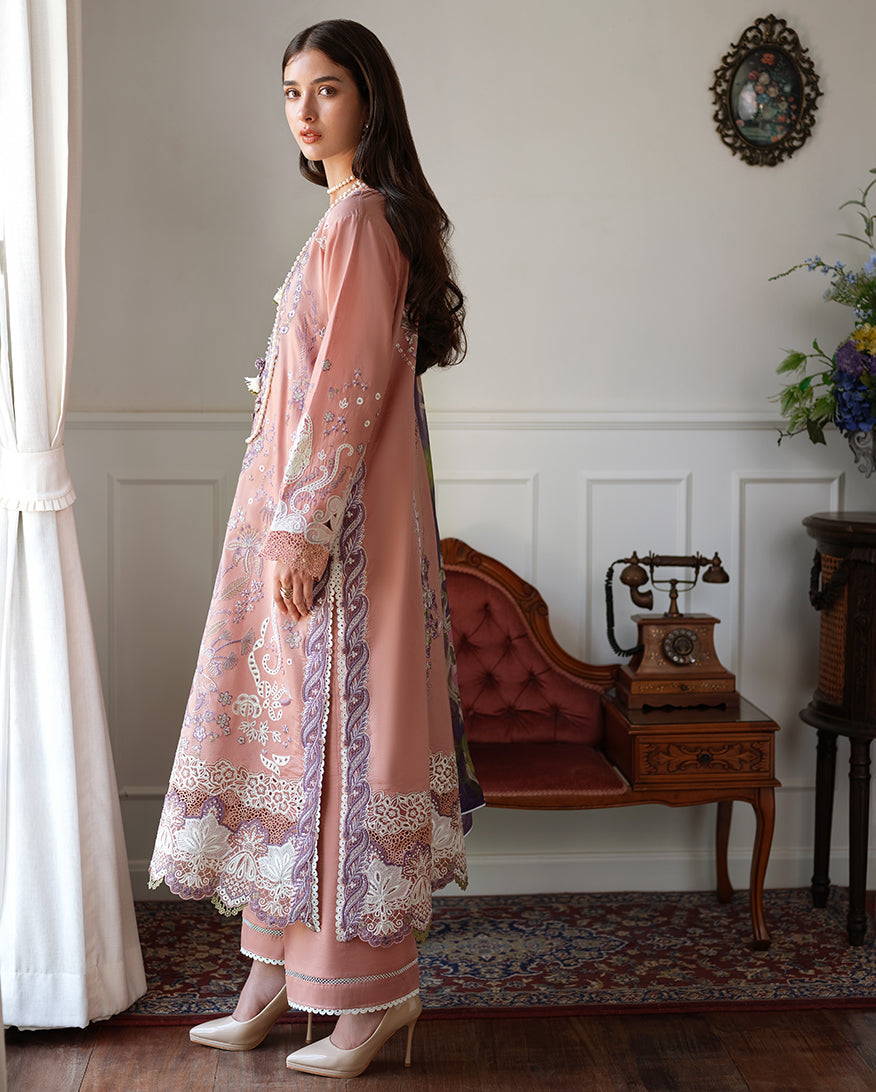 Mushq | Amoi Luxury Lawn | Daisy Chain, image 5