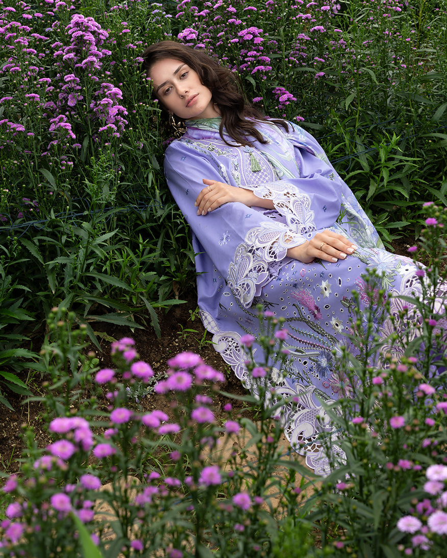Mushq | The Secret Garden Lawn | Daisy Reverie, image 5