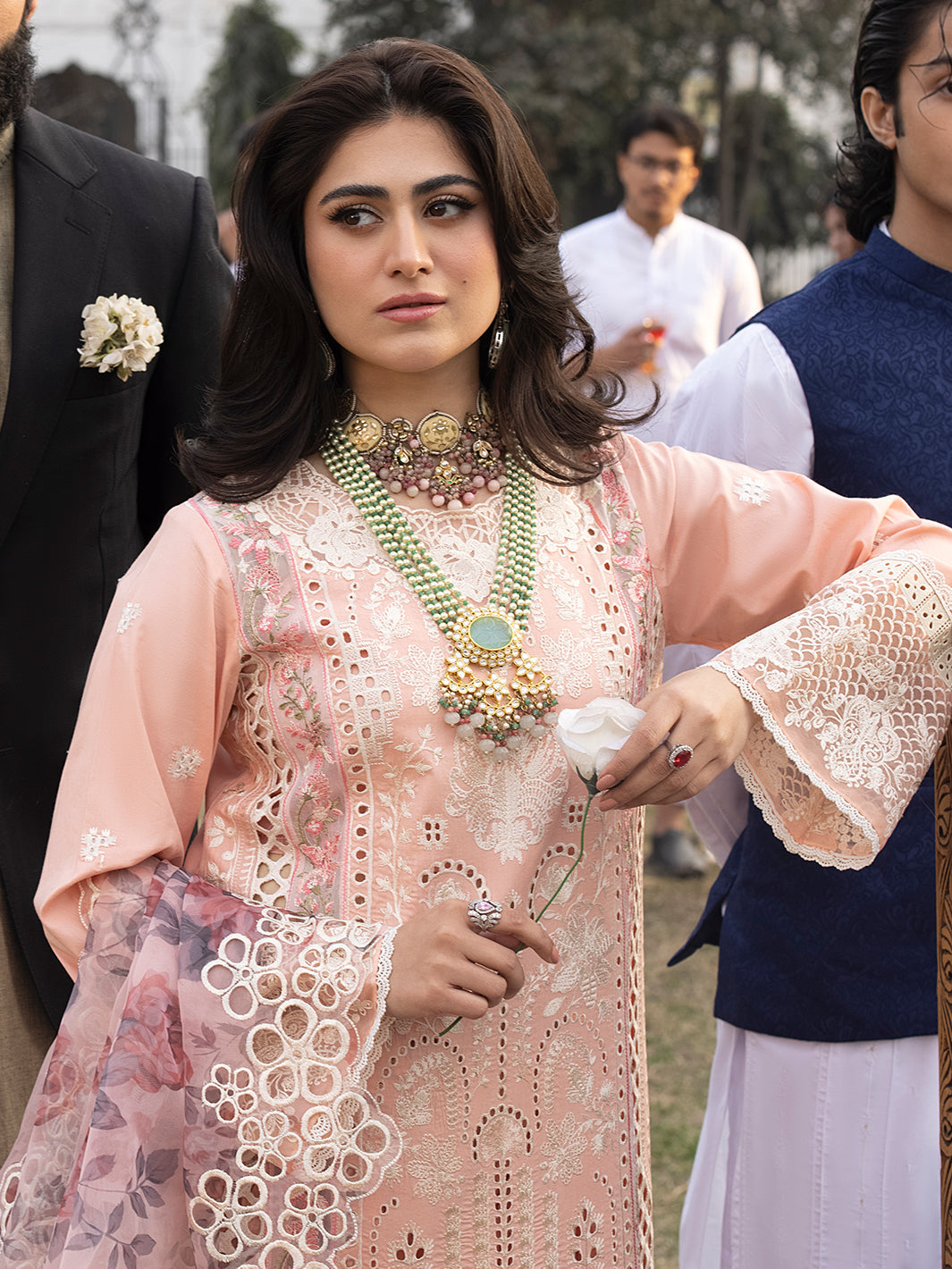 Mahnur | Mahrukh Luxury Lawn 24 | DAISY -  Mahnur Luxury - Original Designer Dress - House of Maryam