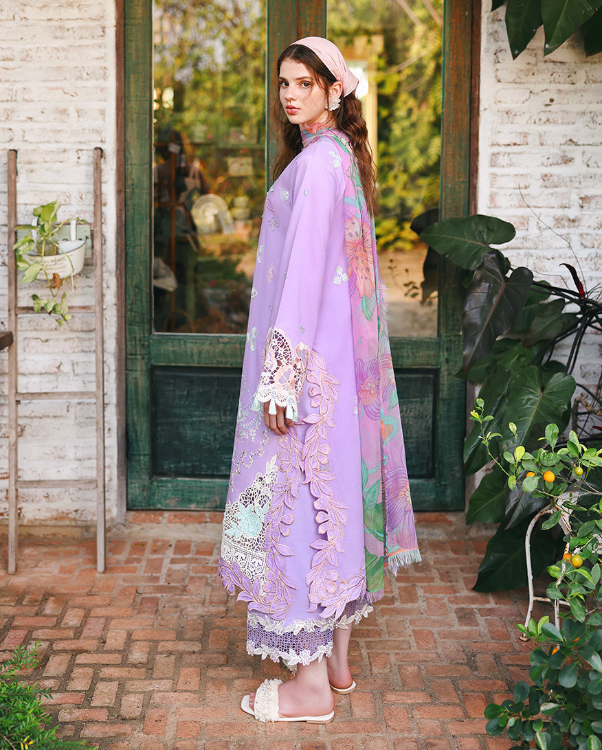 Mushq | The Secret Garden Lawn | Dewspell, image 2