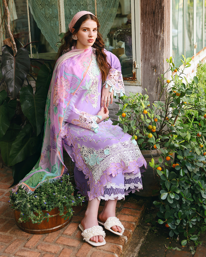 Mushq | The Secret Garden Lawn | Dewspell, image 6