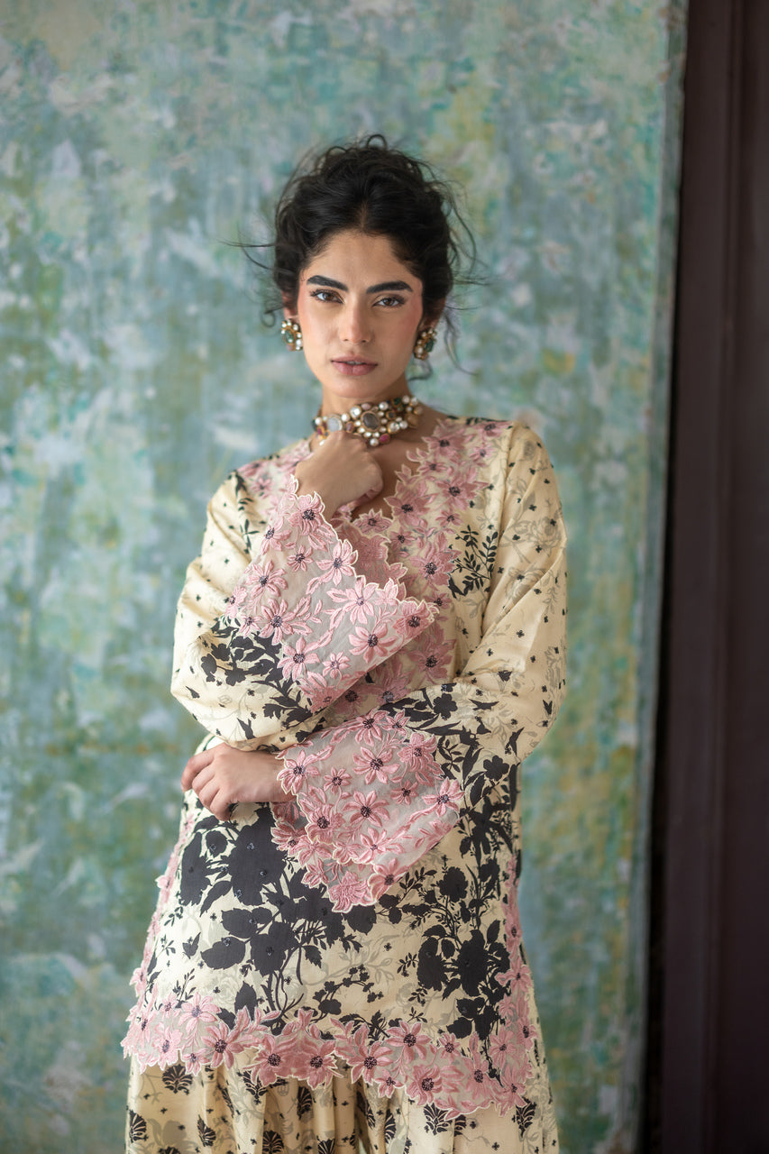 Zainab Chottani | Summer Edition 26 | Dusk Muse, image 6