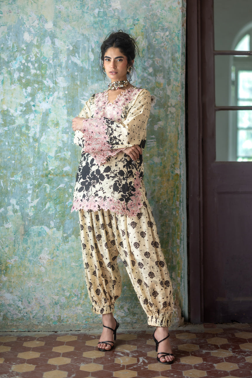 Zainab Chottani | Summer Edition 26 | Dusk Muse, image 4