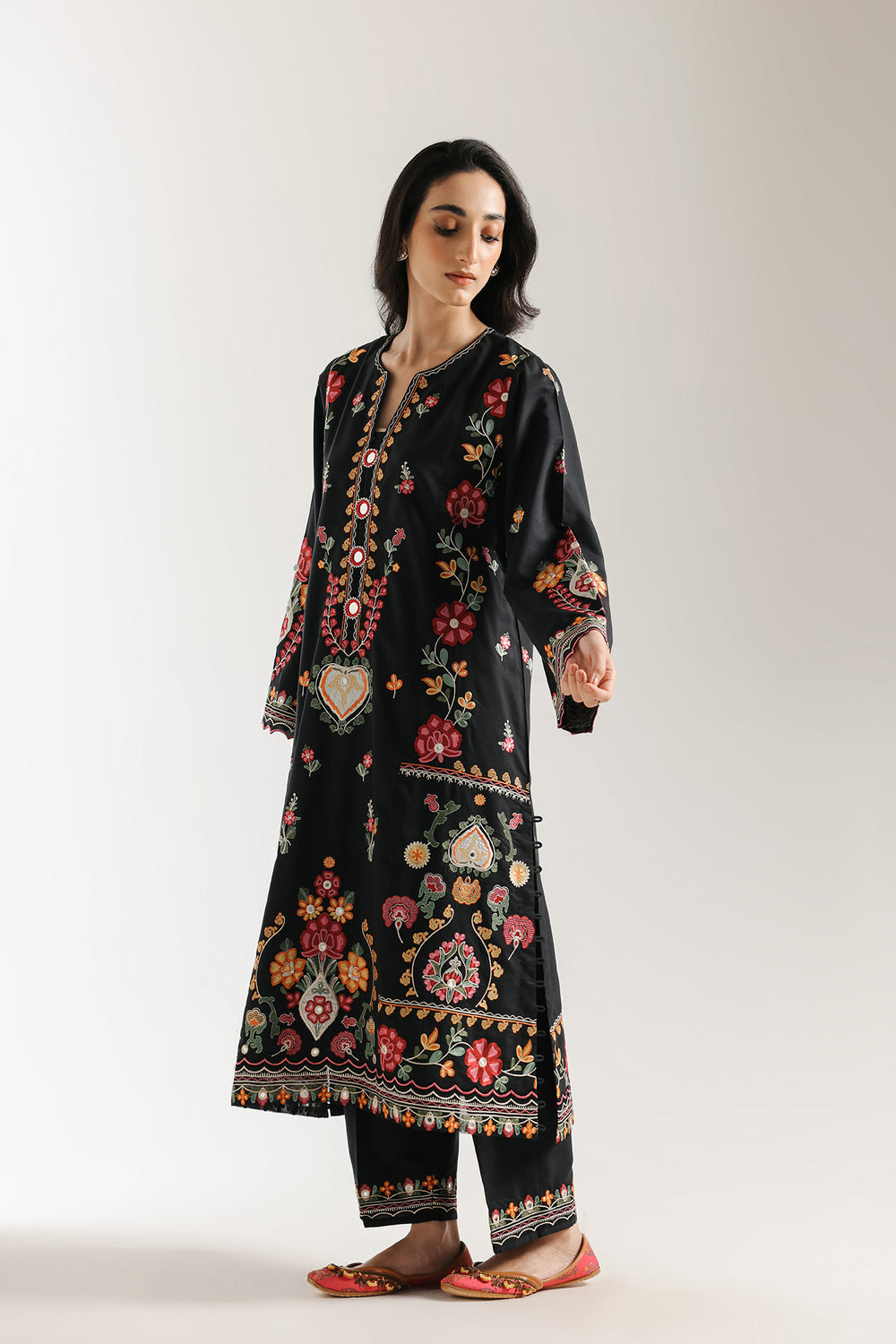 Ethnic | Rozana Collection 25 | Embroidered Dress 16A-4
