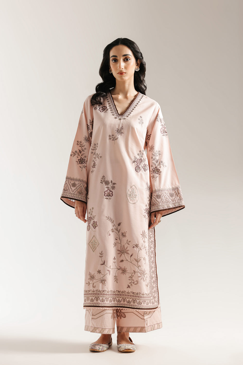 Ethnic | Rozana Collection 25 | Embroidered Dress 15A-4