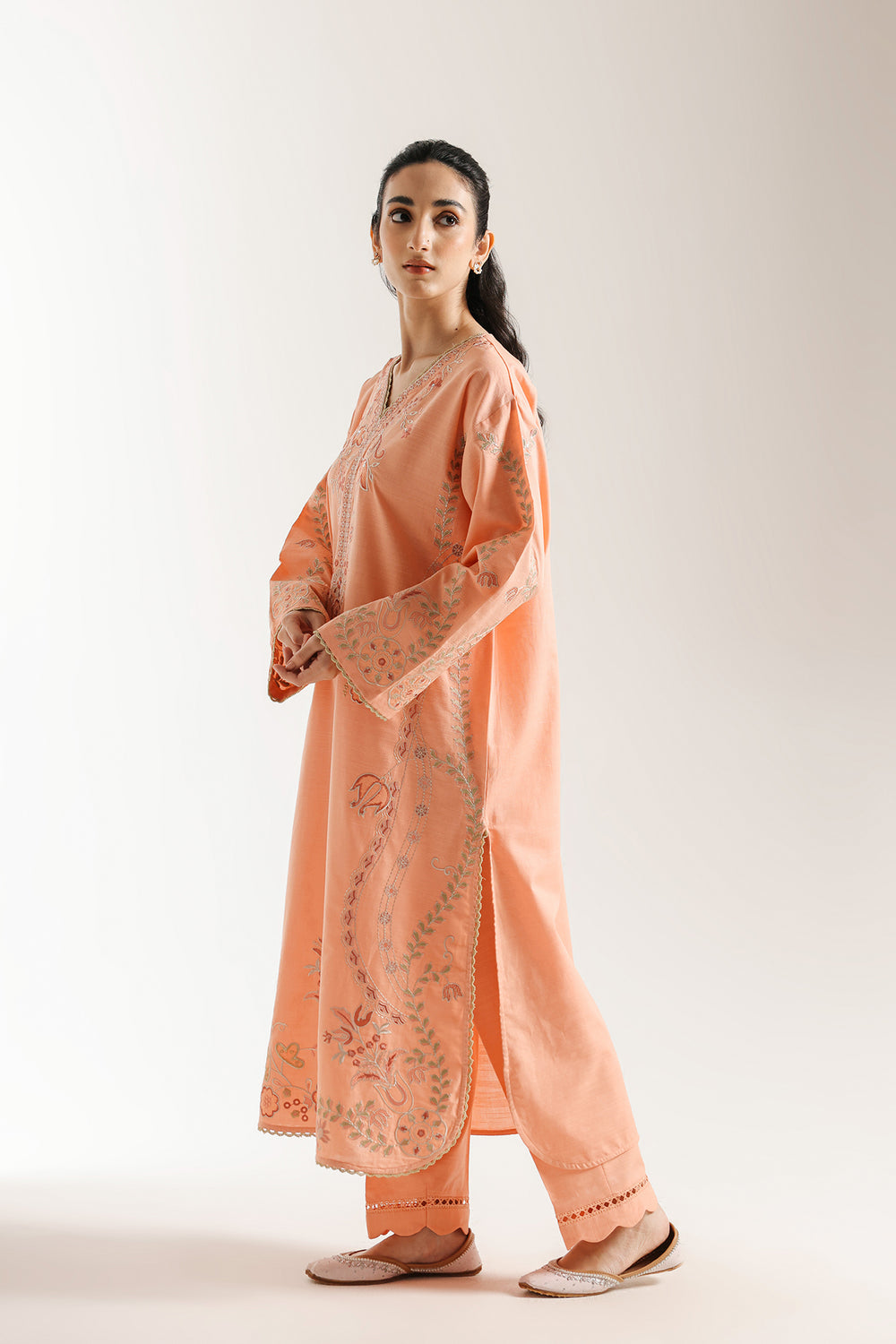 Ethnic | Rozana Collection 25 | Embroidered Dress 06A-4