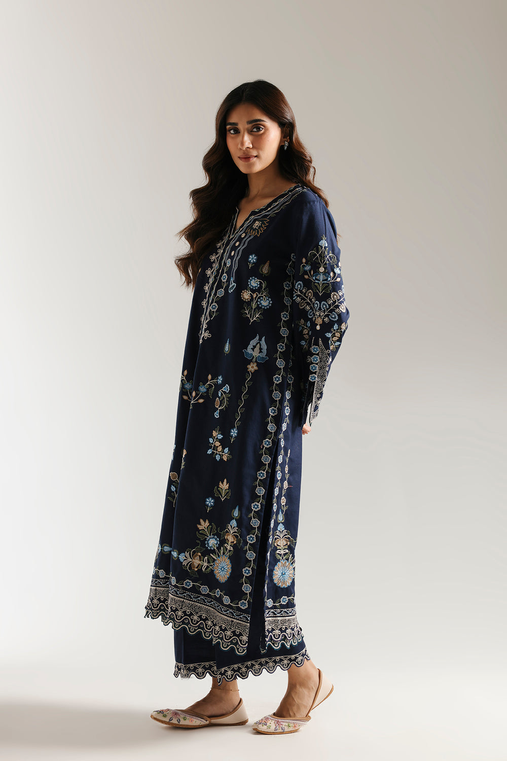 Ethnic | Rozana Collection 25 | Embroidered Dress 09A-3