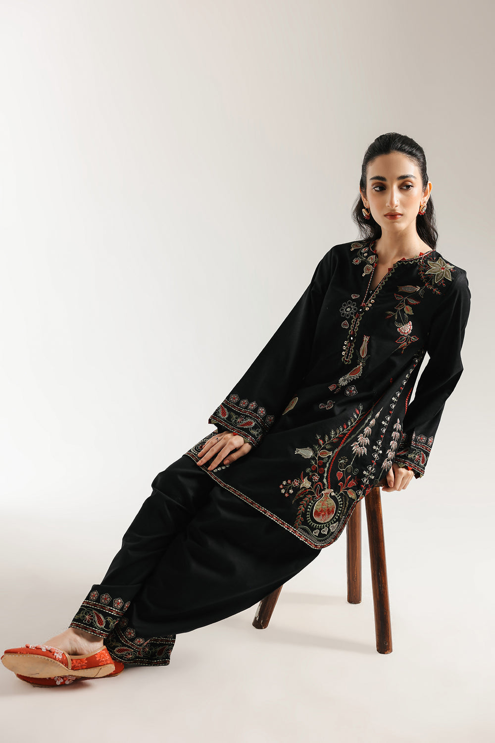 Ethnic | Rozana Collection 25 | Embroidered Dress 07A-4