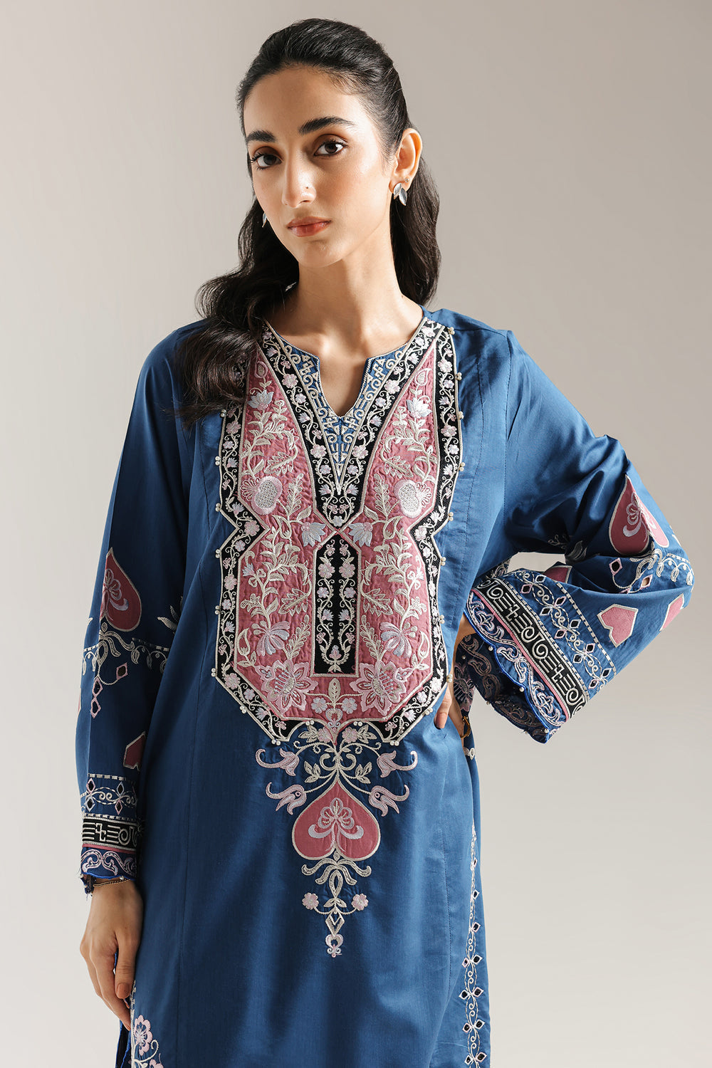 Ethnic | Rozana Collection 25 | Embroidered Dress 03A-4