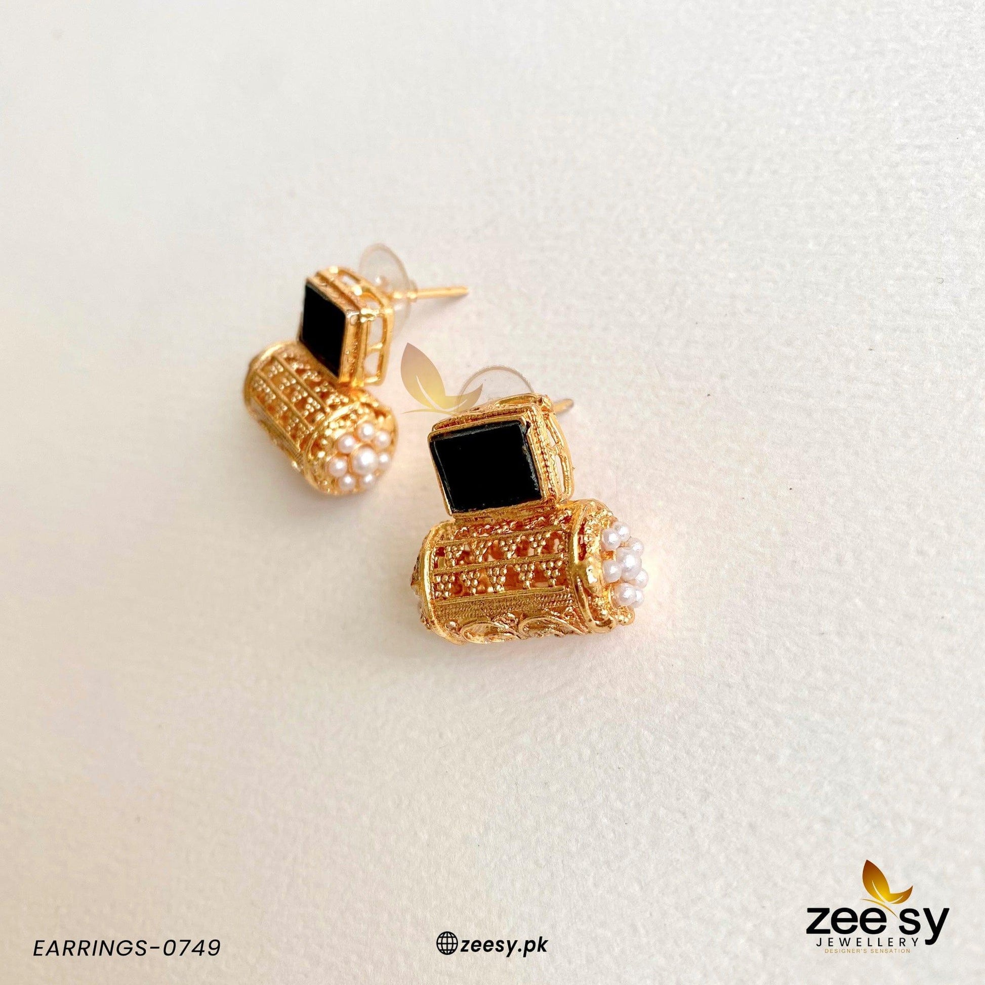 WOMEN EARRINGS 0749