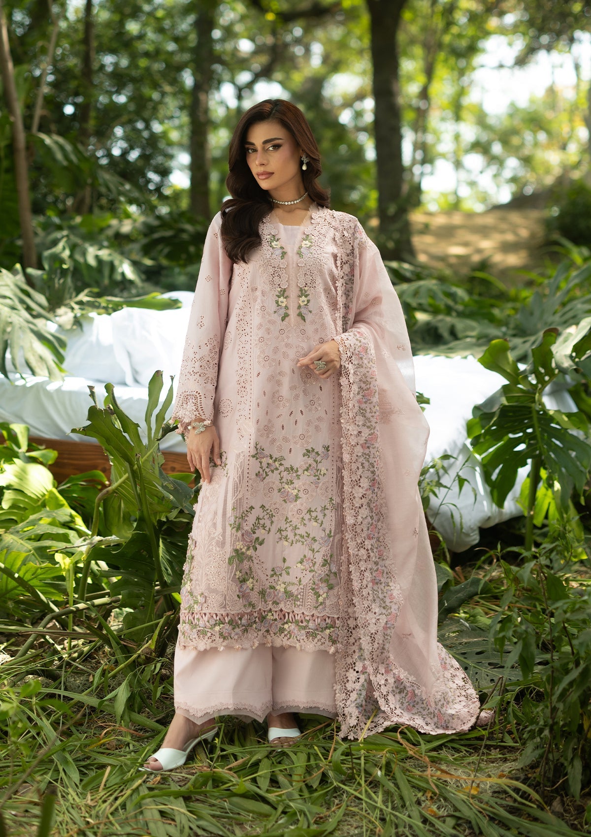 Elaf Premium | Luxury Lawn 26 | ELQ-1B LOVE ESCAPE-1