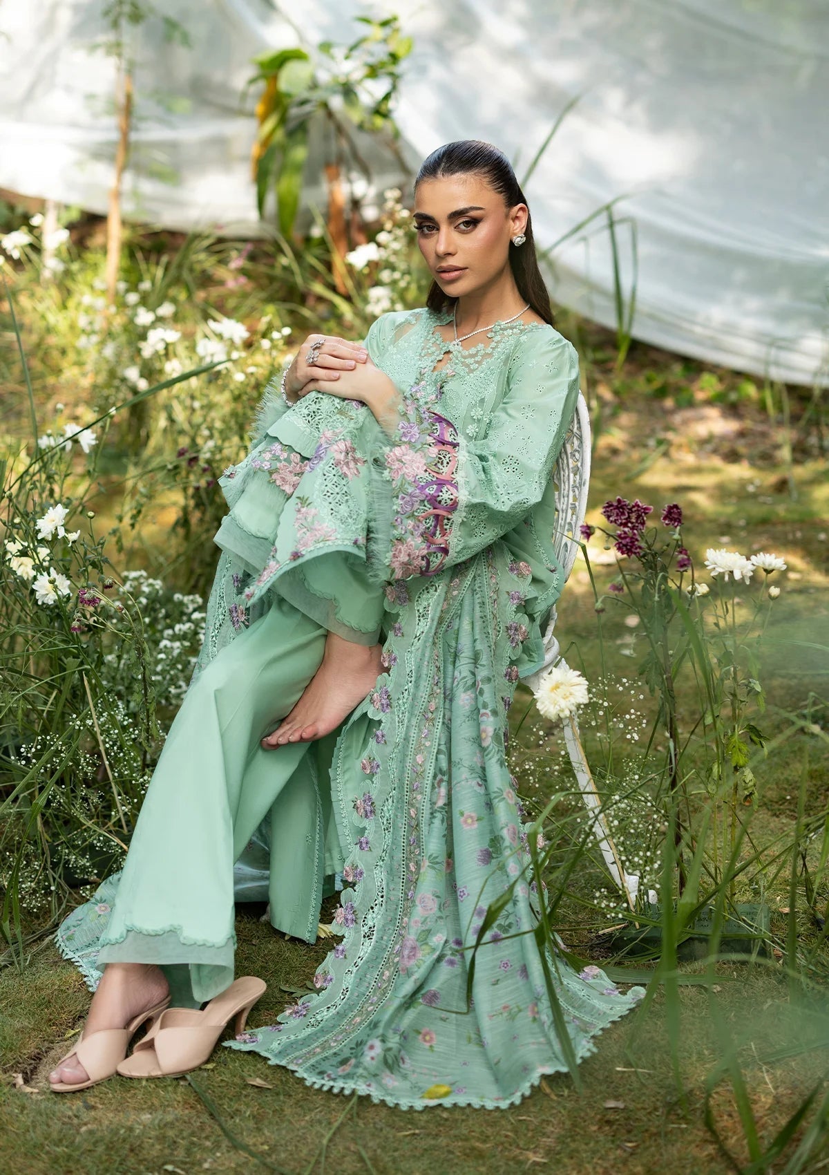 Elaf Premium | Luxury Lawn 26 | ELQ-3A DAISY CHAIN, image 4