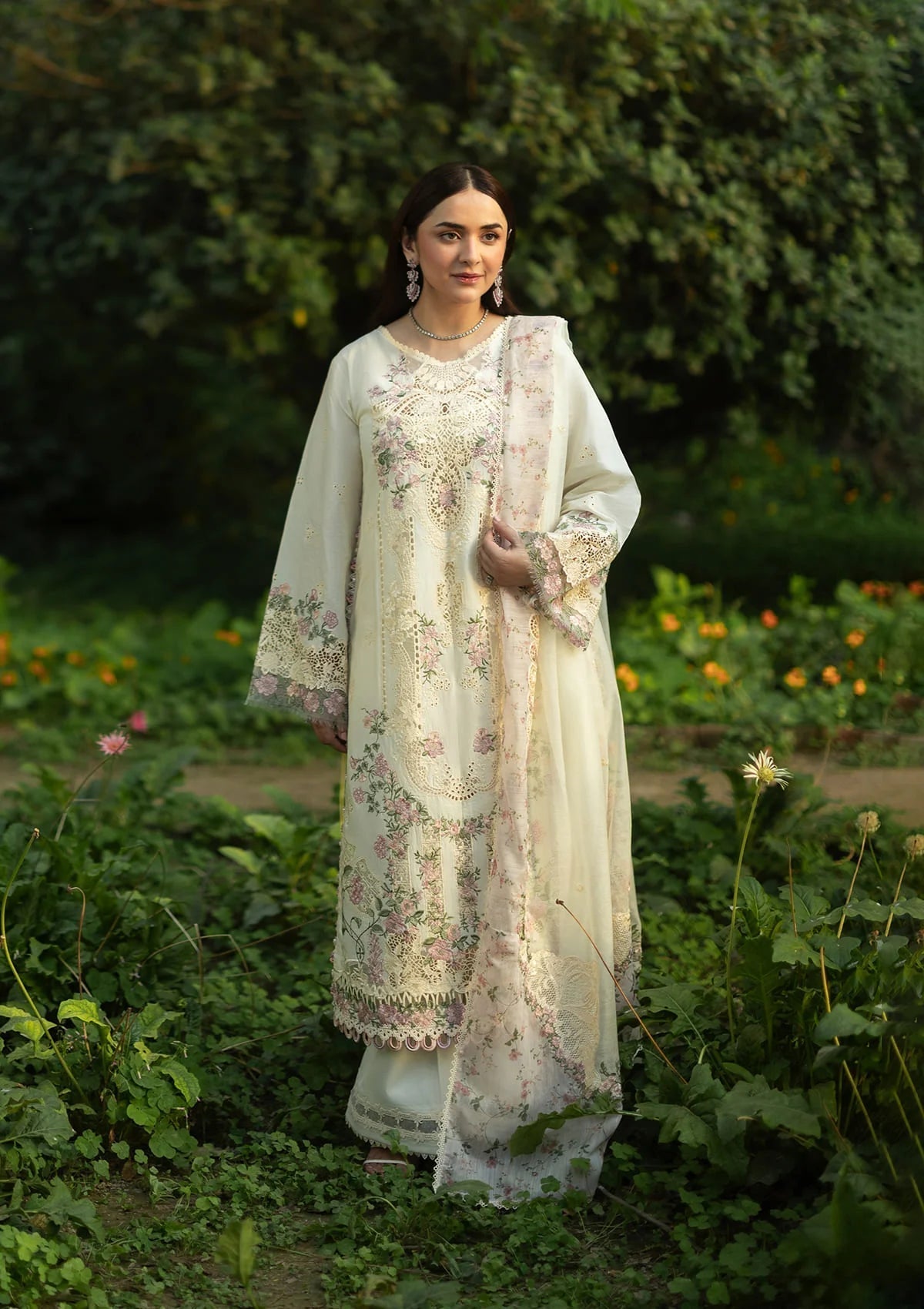 Elaf Premium | Luxury Lawn 26 | ELQ-7B SWEET TALK-1