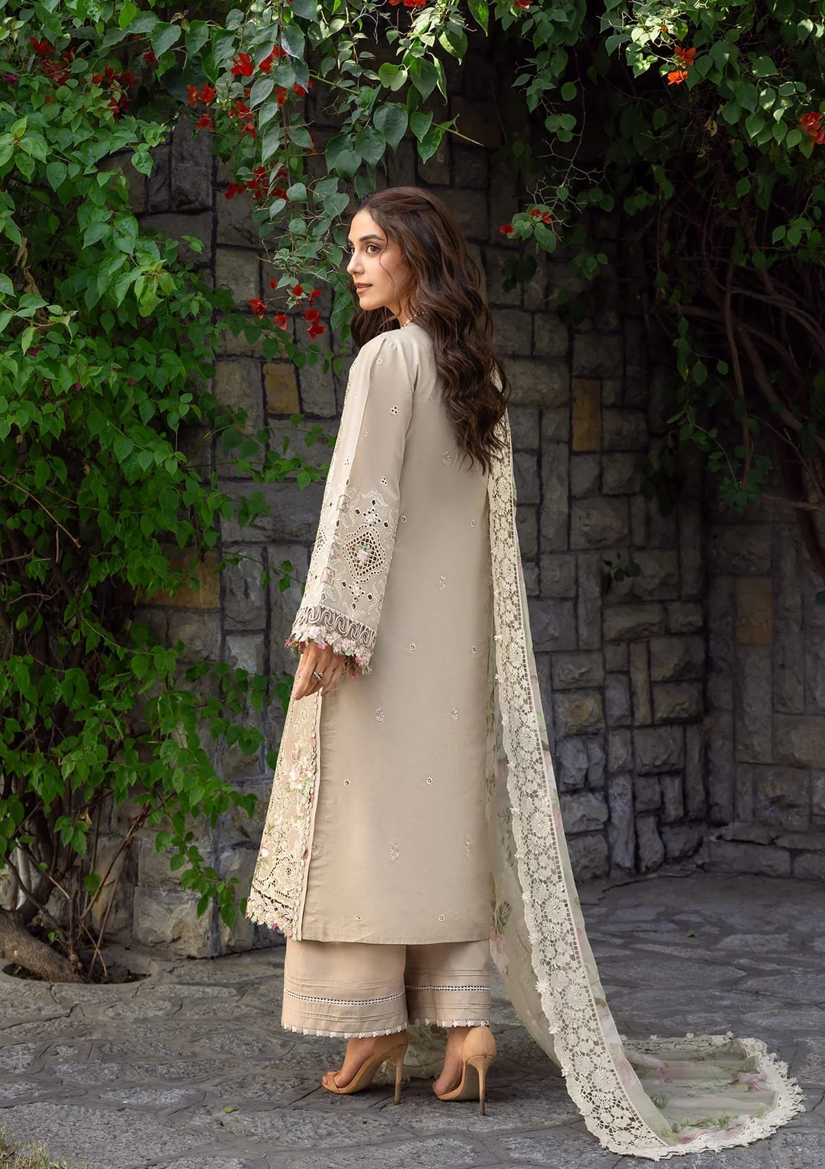 Elaf Premium | Luxury Lawn 26 | ELY-2A CAMELLIA, image 2
