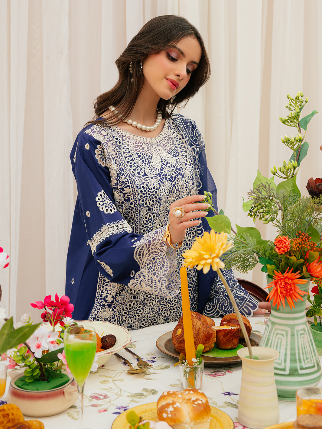 Mahnur | Allenura Luxury Lawn 24 | ELYSIUM -  Mahnur Luxury - Original Designer Dress - House of Maryam