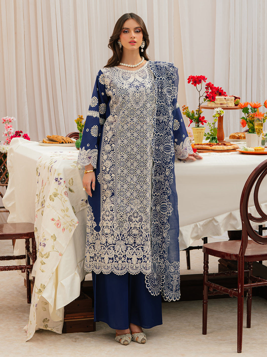 Mahnur | Allenura Luxury Lawn 24 | ELYSIUM -  Mahnur Luxury - Original Designer Dress - House of Maryam
