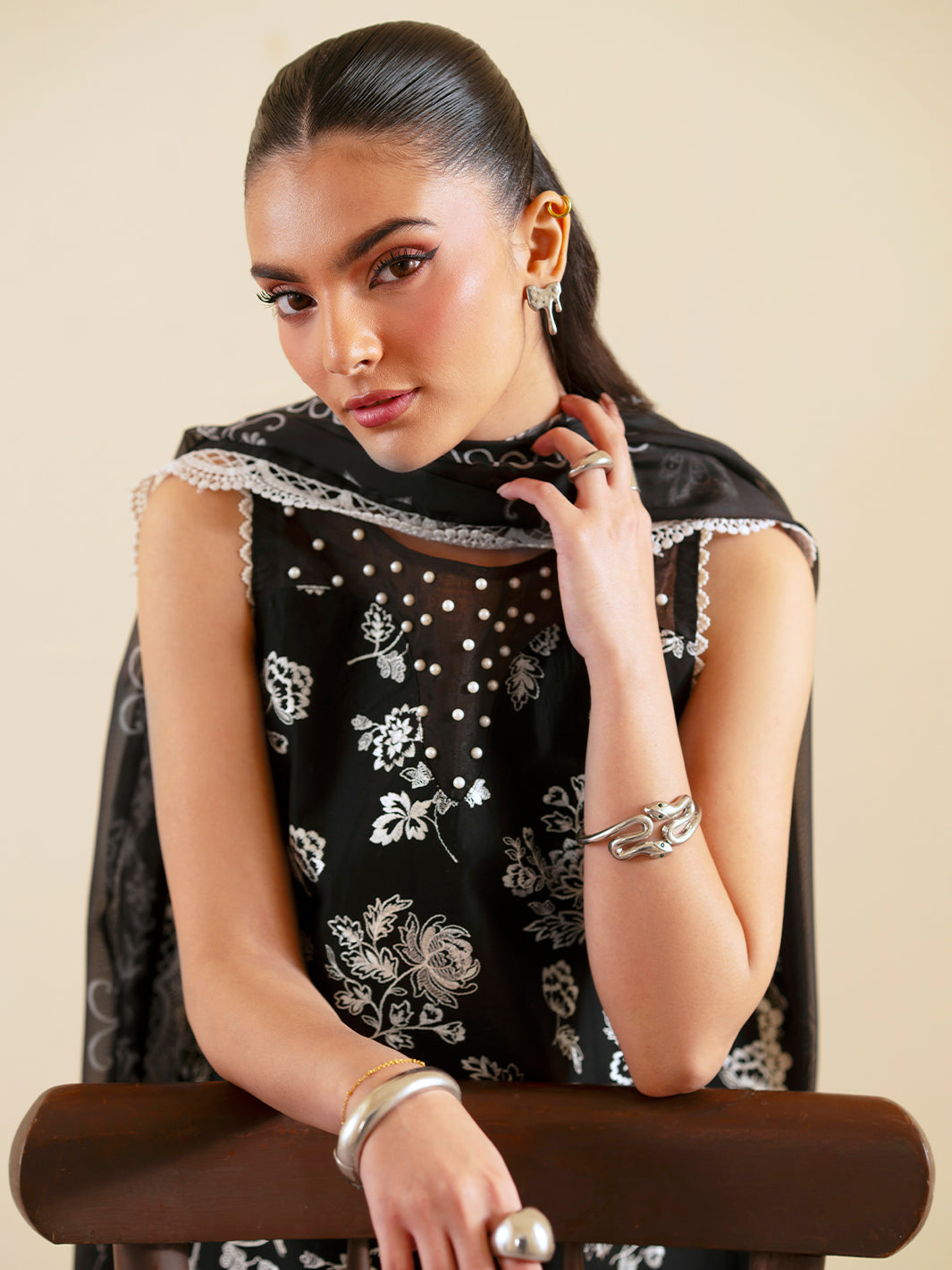 Mahnur | Ember Lawn 26 | EM-003, image 6