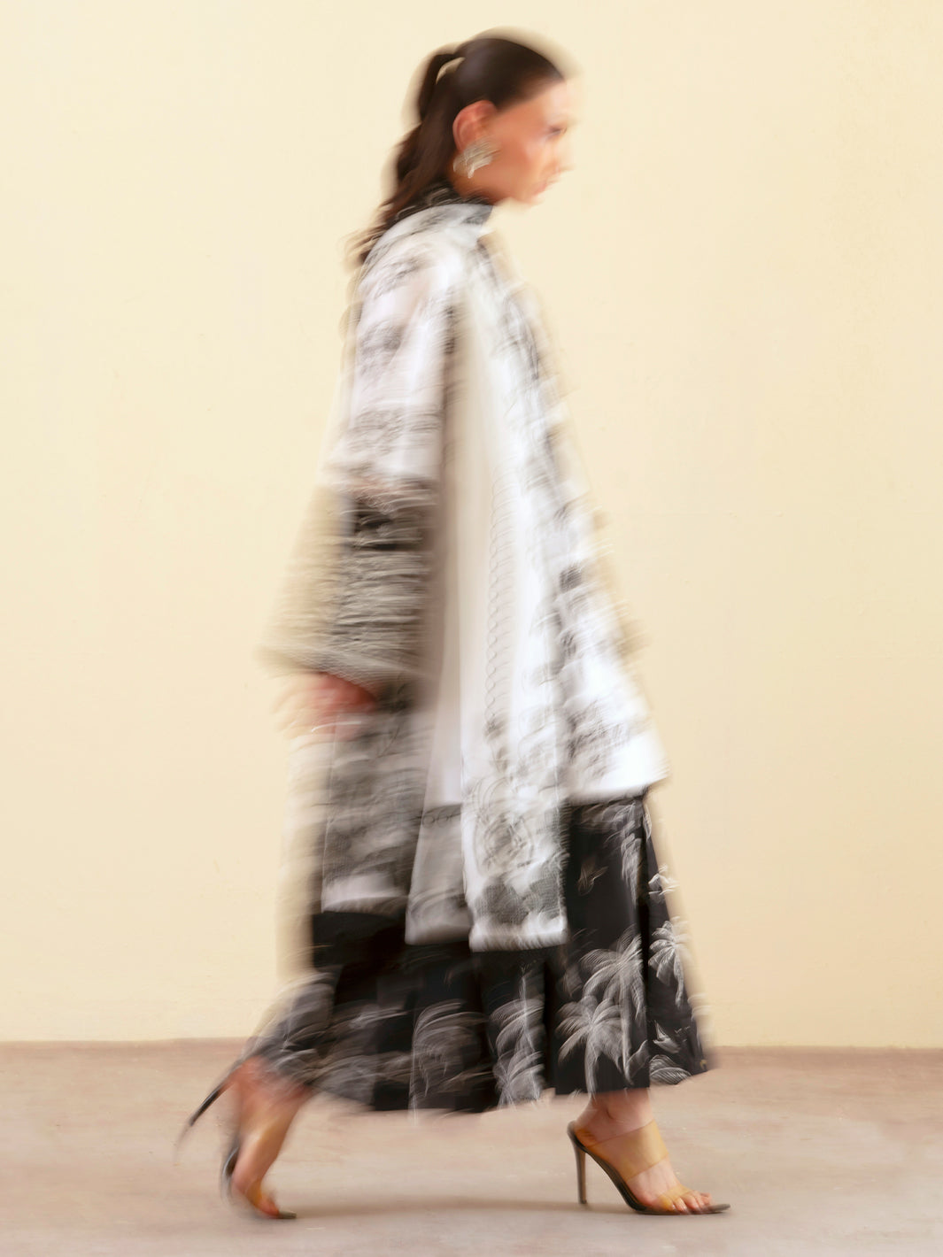 Mahnur | Ember Lawn 26 | EM-005-7