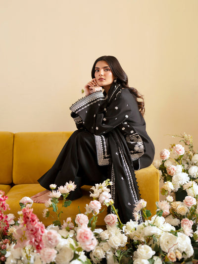 Mahnur | Ember Lawn 26 | EM-006