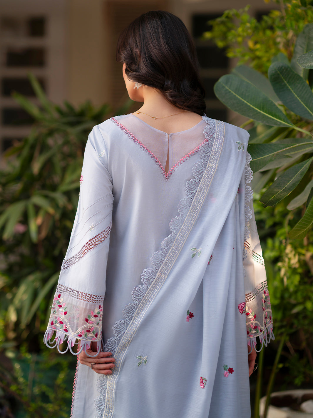 Mahnur | Ember Lawn 26 | EM-008, image 5