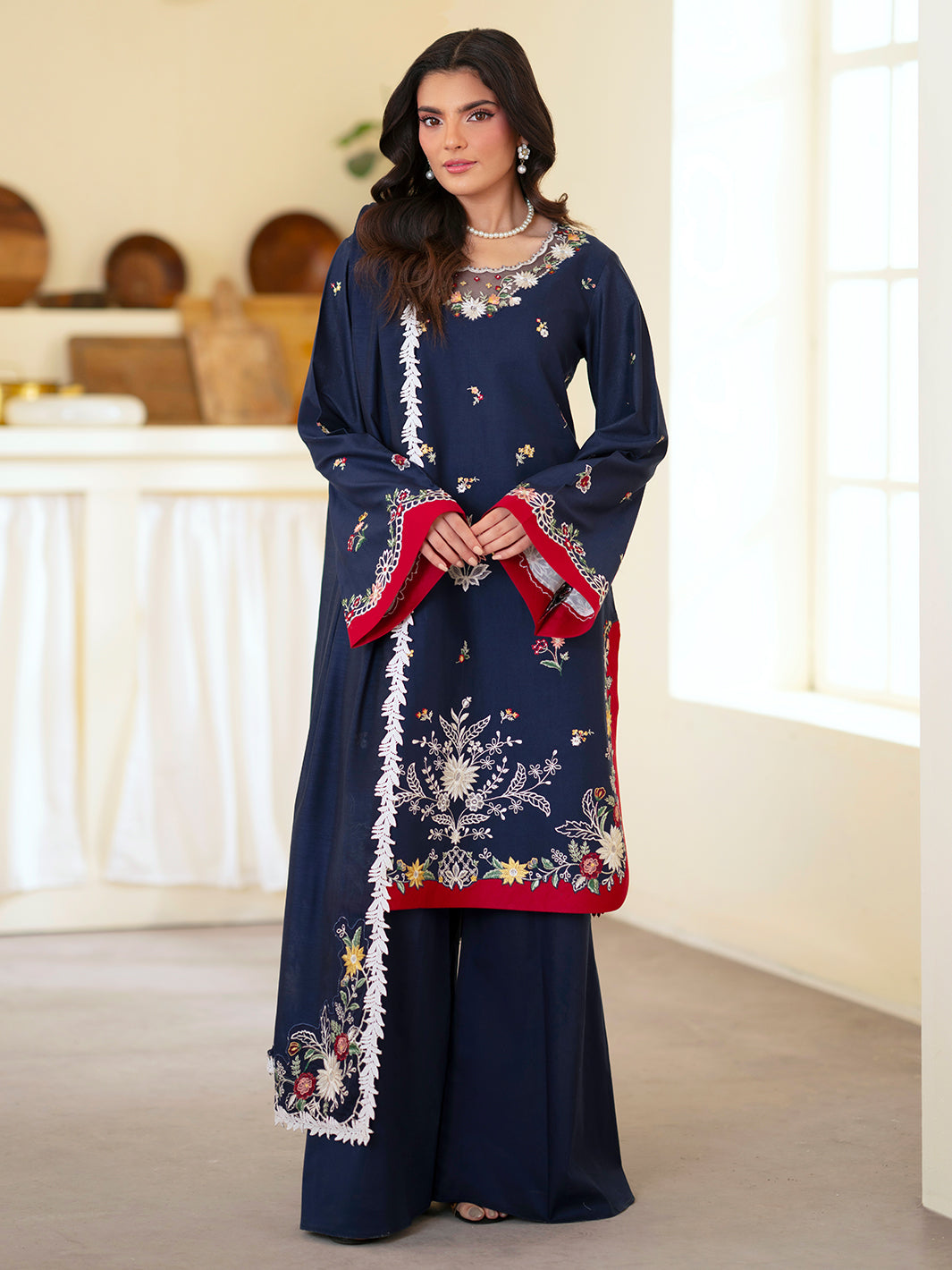 Mahnur | Ember Lawn 26 | EM-010-1