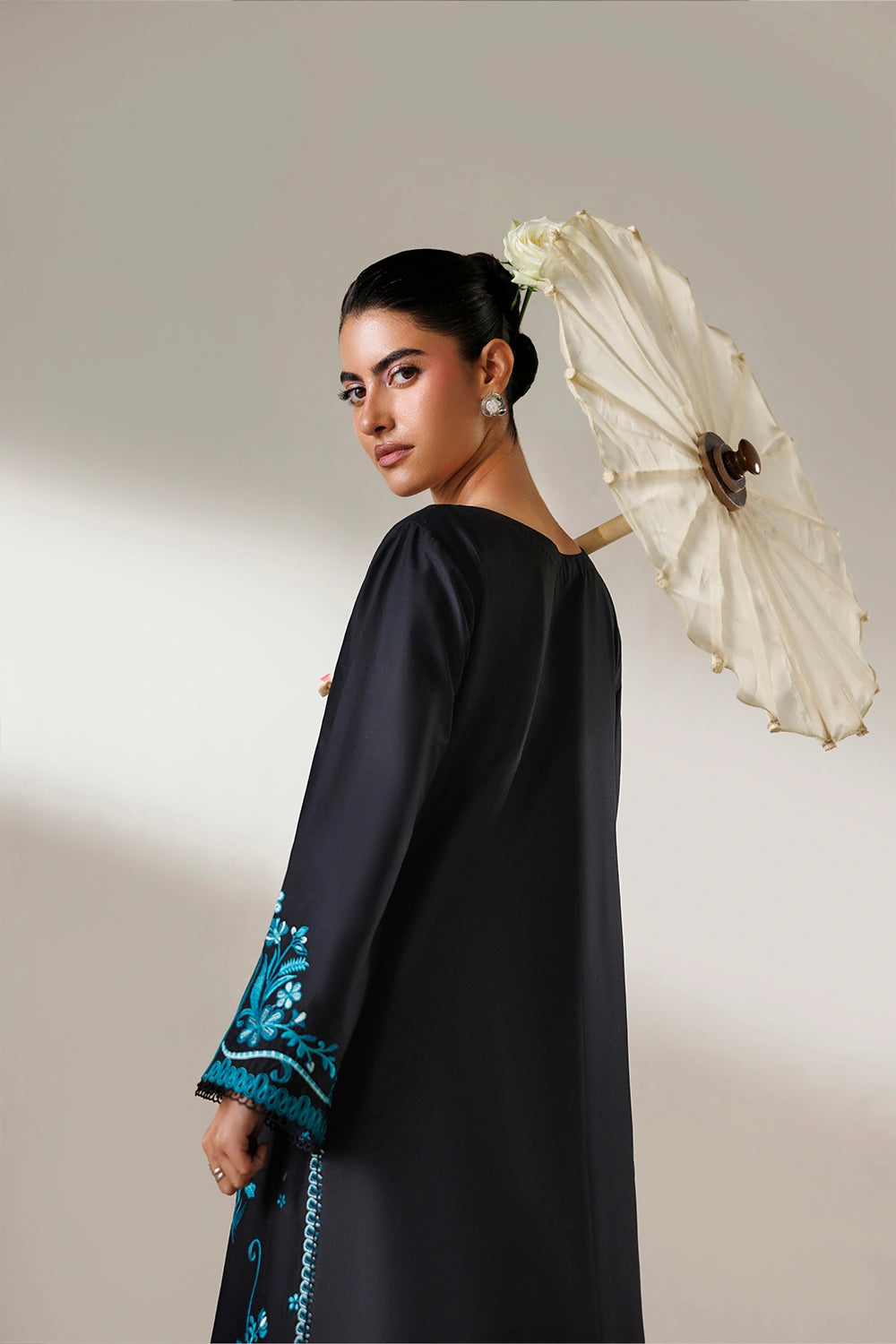 Azure | Chic Essentials | Emerald Galaxy, image 2