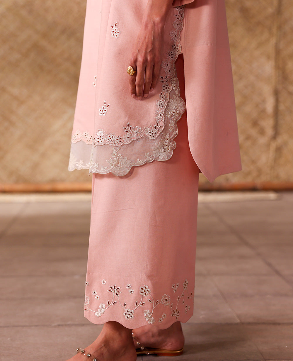 Republic Womenswear | Neoma Essential Basic Pret 26 | Arlisse, image 3