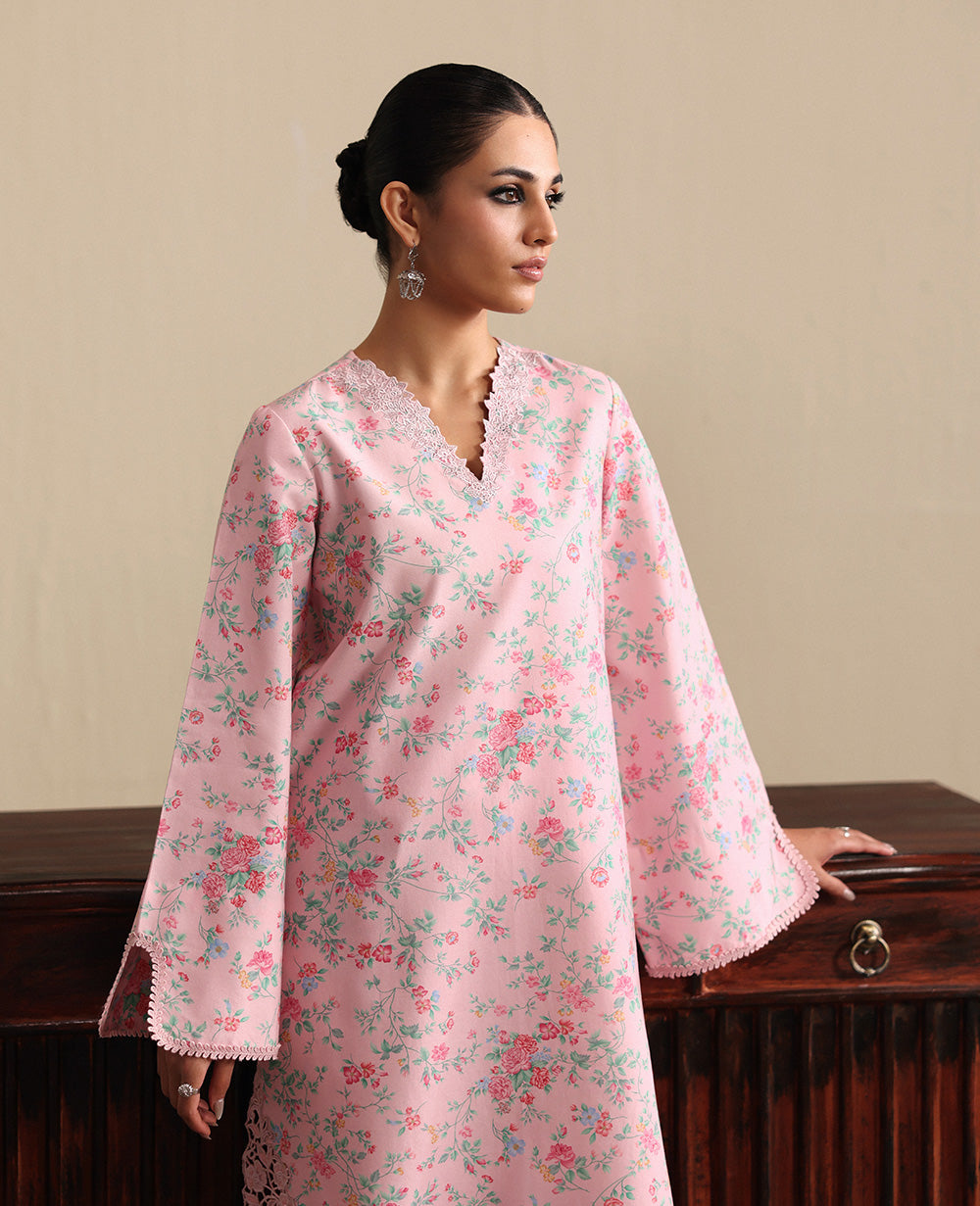 Republic Womenswear | Neoma Essential Basic Pret 26 | Athea, image 2