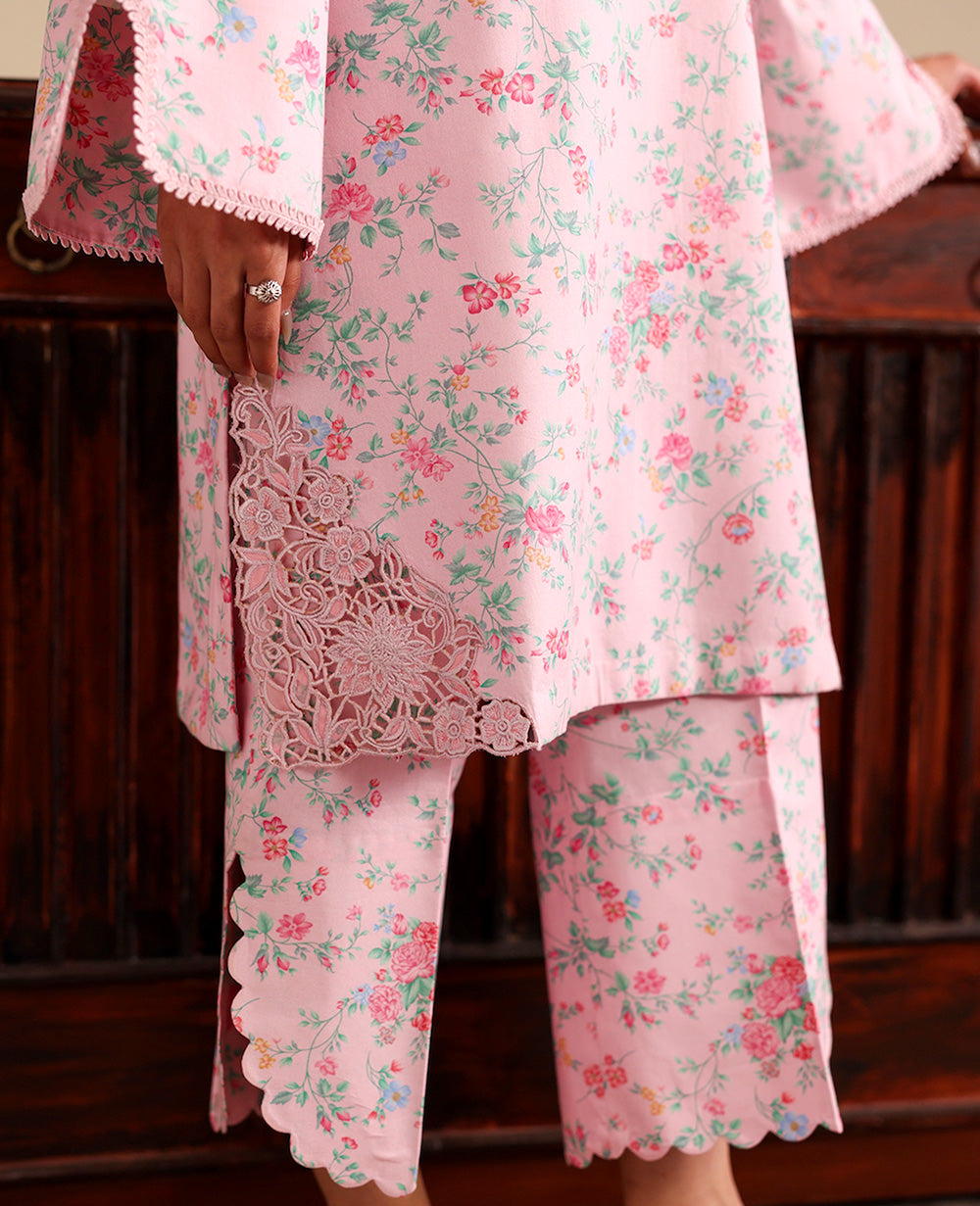 Republic Womenswear | Neoma Essential Basic Pret 26 | Athea, image 3