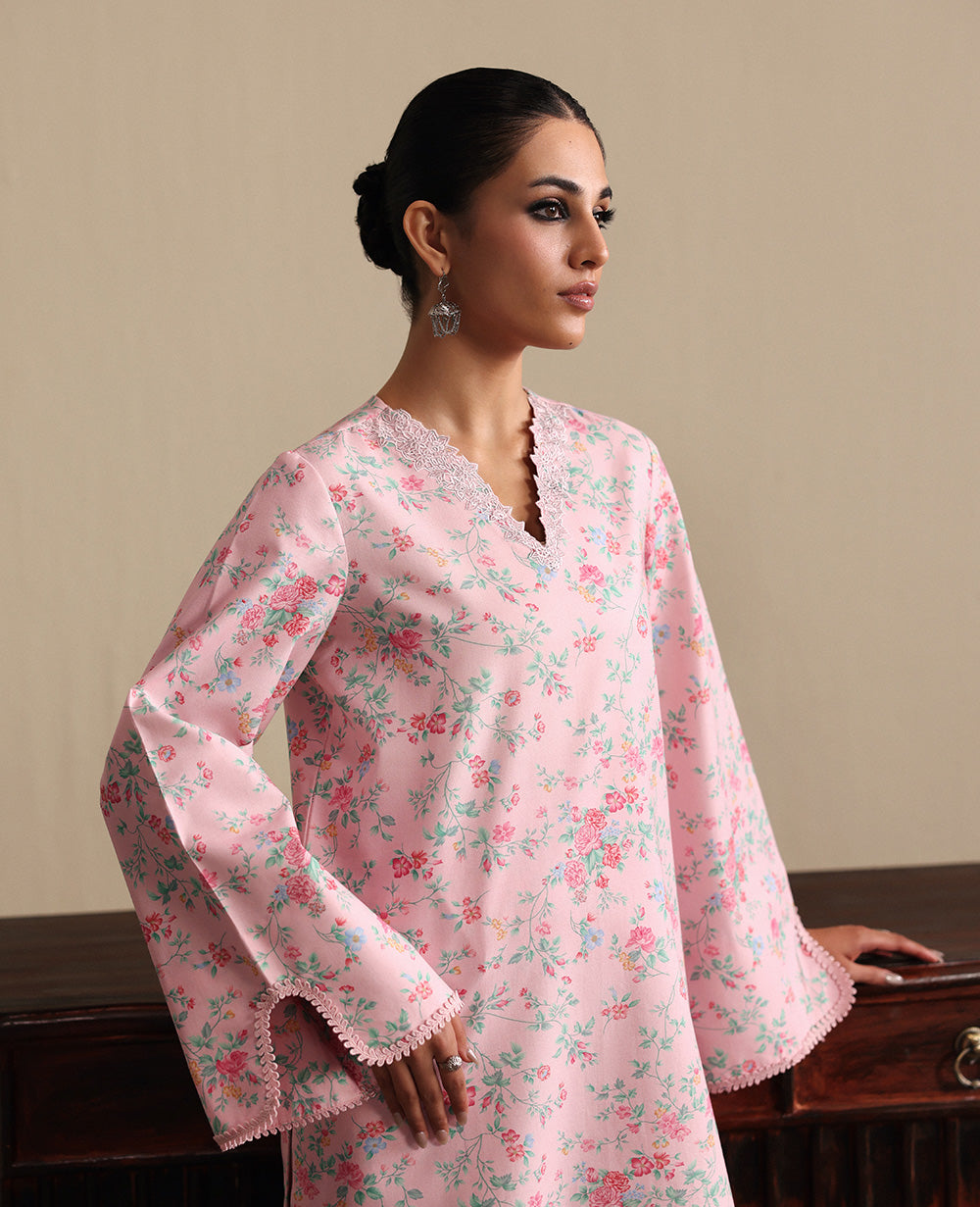 Republic Womenswear | Neoma Essential Basic Pret 26 | Athea, image 5