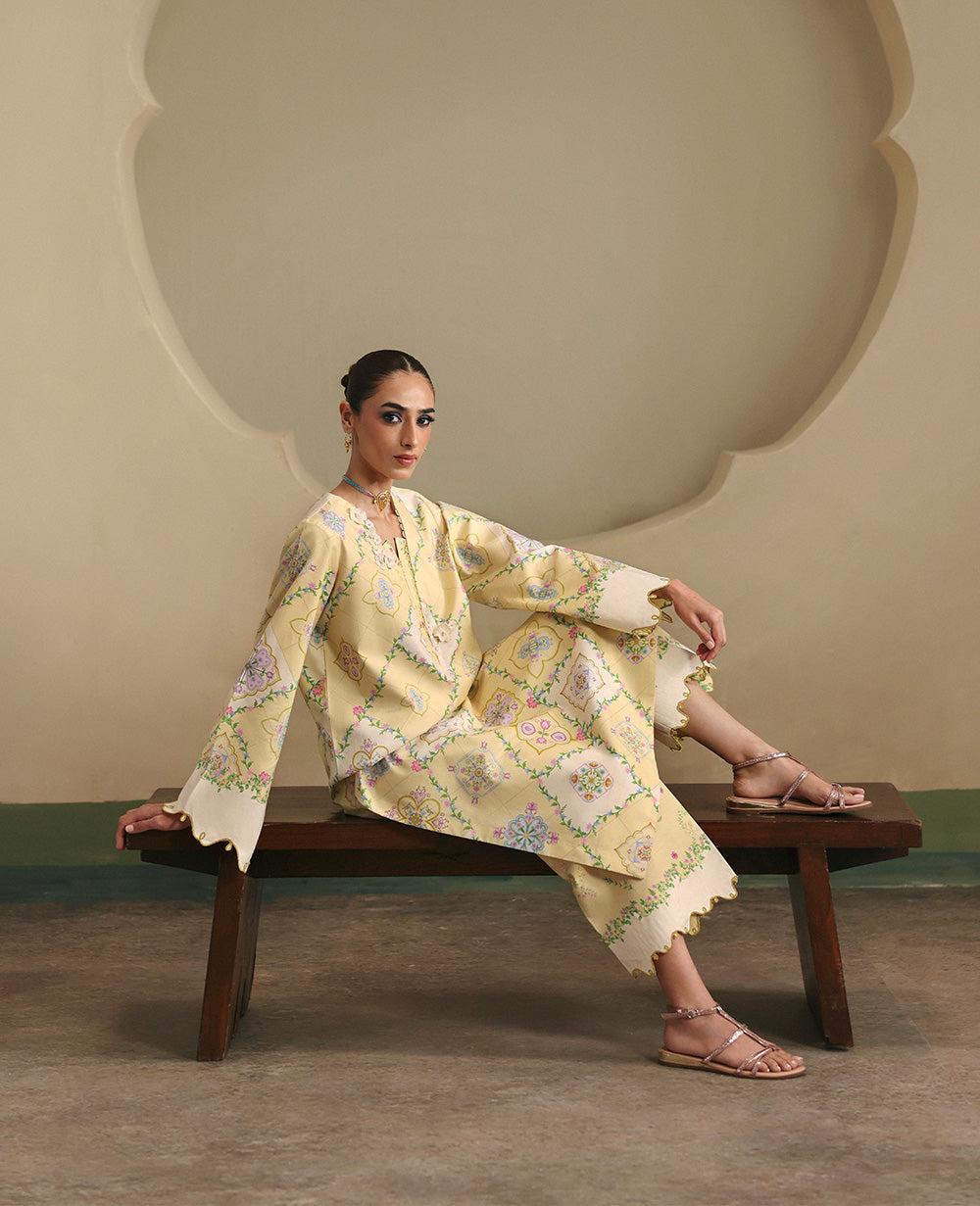 Republic Womenswear | Neoma Essential Basic Pret 26 |Lirenne, image 5