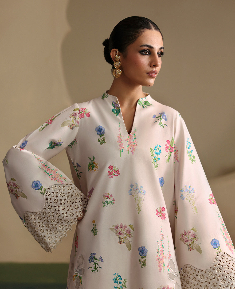 Republic Womenswear | Neoma Essential Basic Pret 26 |Zarelle, image 3