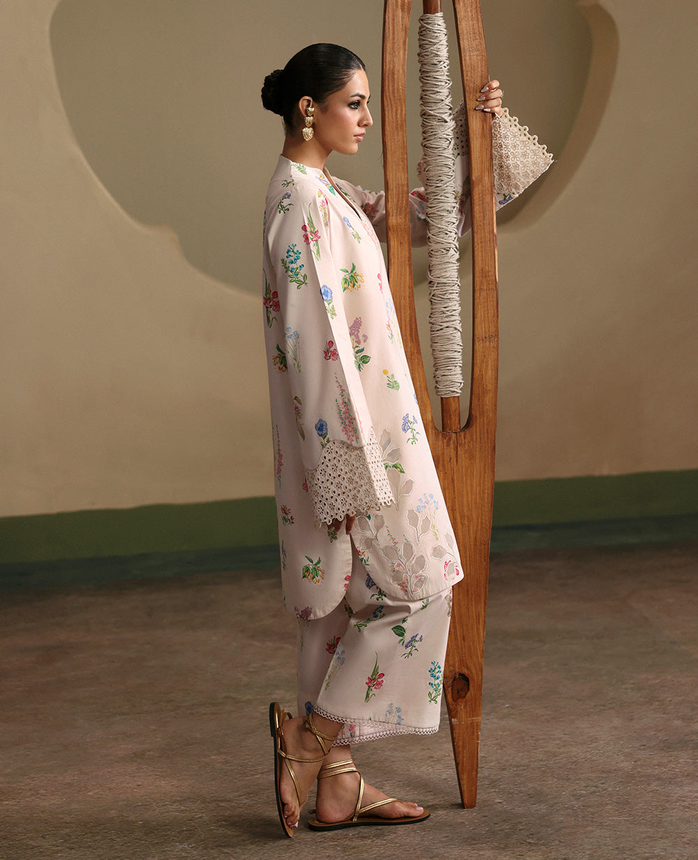 Republic Womenswear | Neoma Essential Basic Pret 26 |Zarelle, image 2