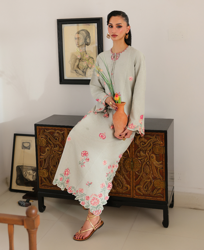 Republic Womenswear | Neonma Essential Pret 26 |Giselle