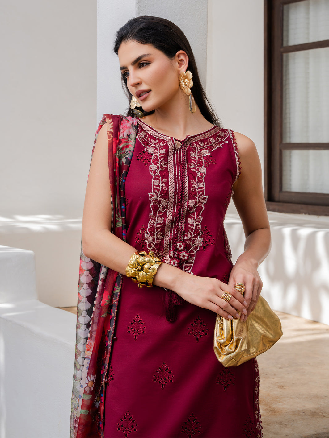 Izel | Dareen Luxury Lawn 26 | Eshaal-3
