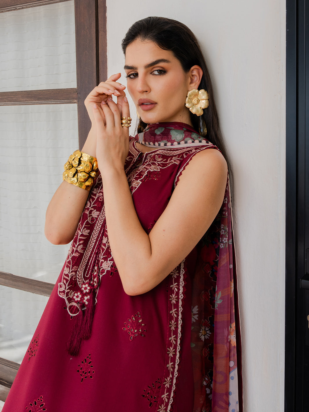 Izel | Dareen Luxury Lawn 26 | Eshaal-4
