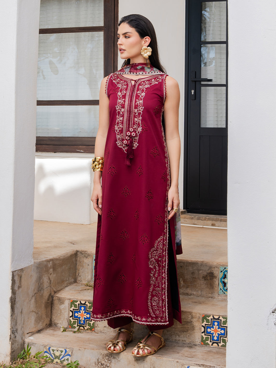 Izel | Dareen Luxury Lawn 26 | Eshaal
