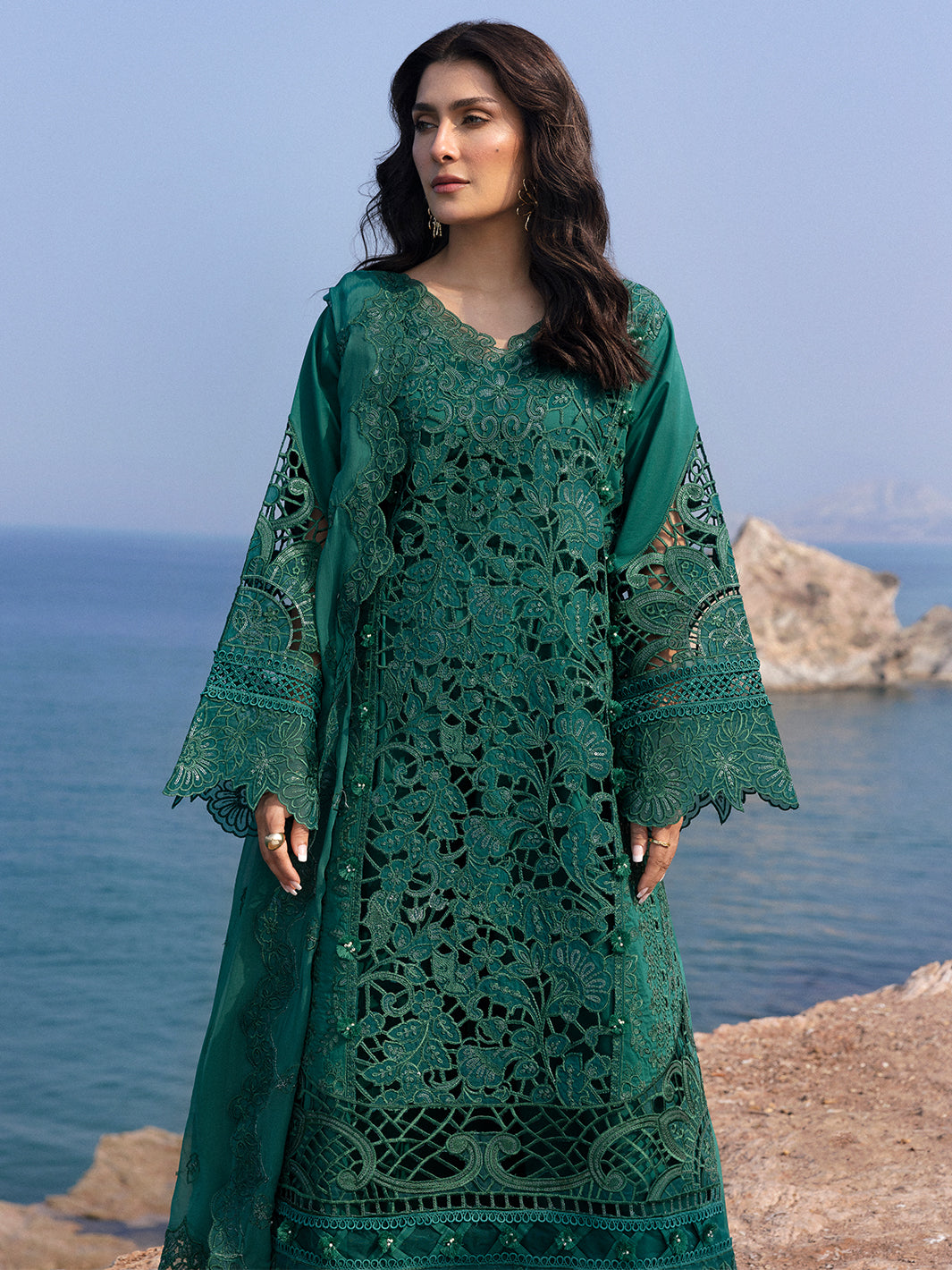 Mahnur | Sirena Luxury Lawn 25 | Eirene -  Mahnur Ladies Clothes - Original Designer Dress - House of Maryam