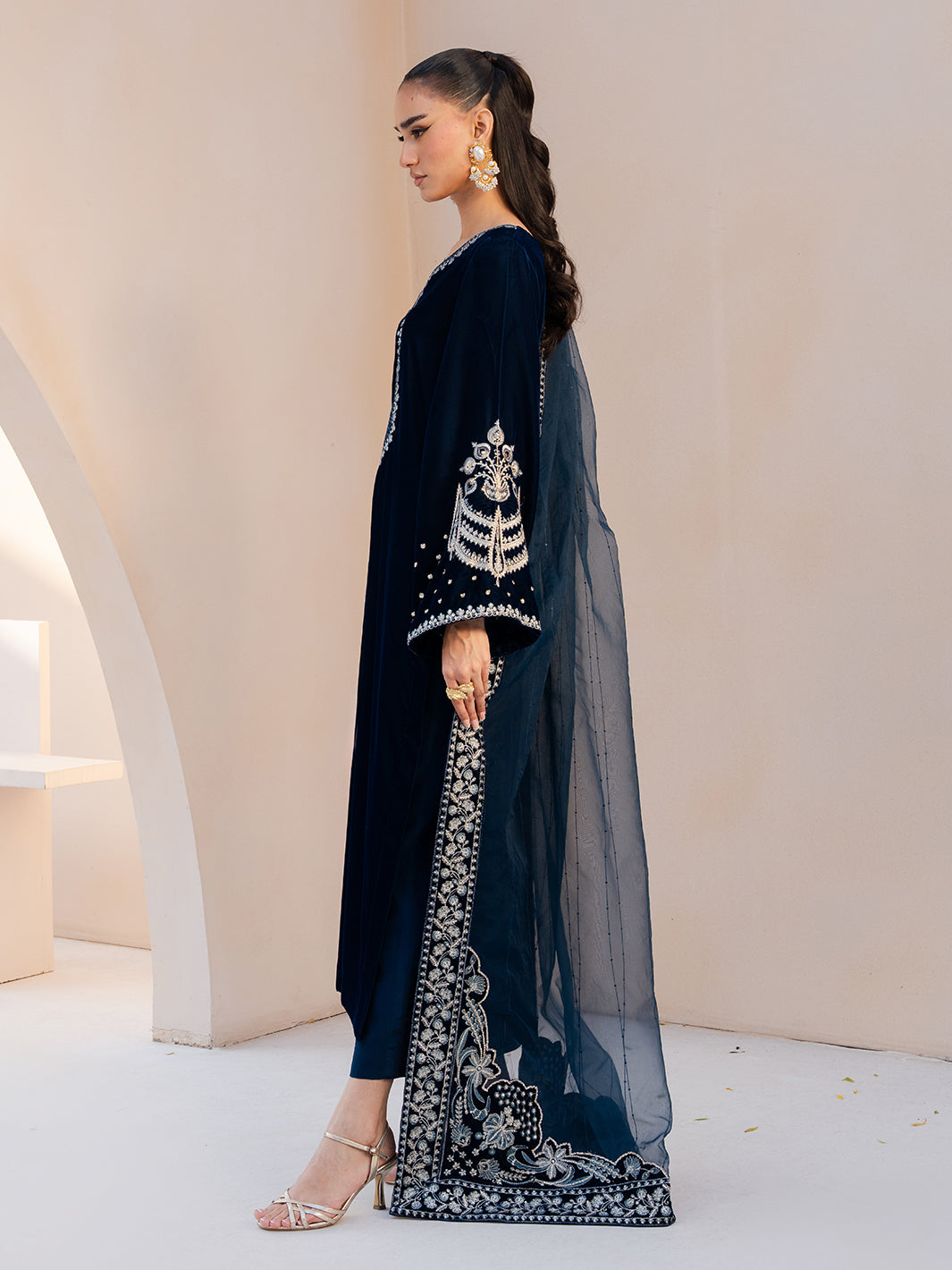 Izel | Le Tresor Formals | Élora-3