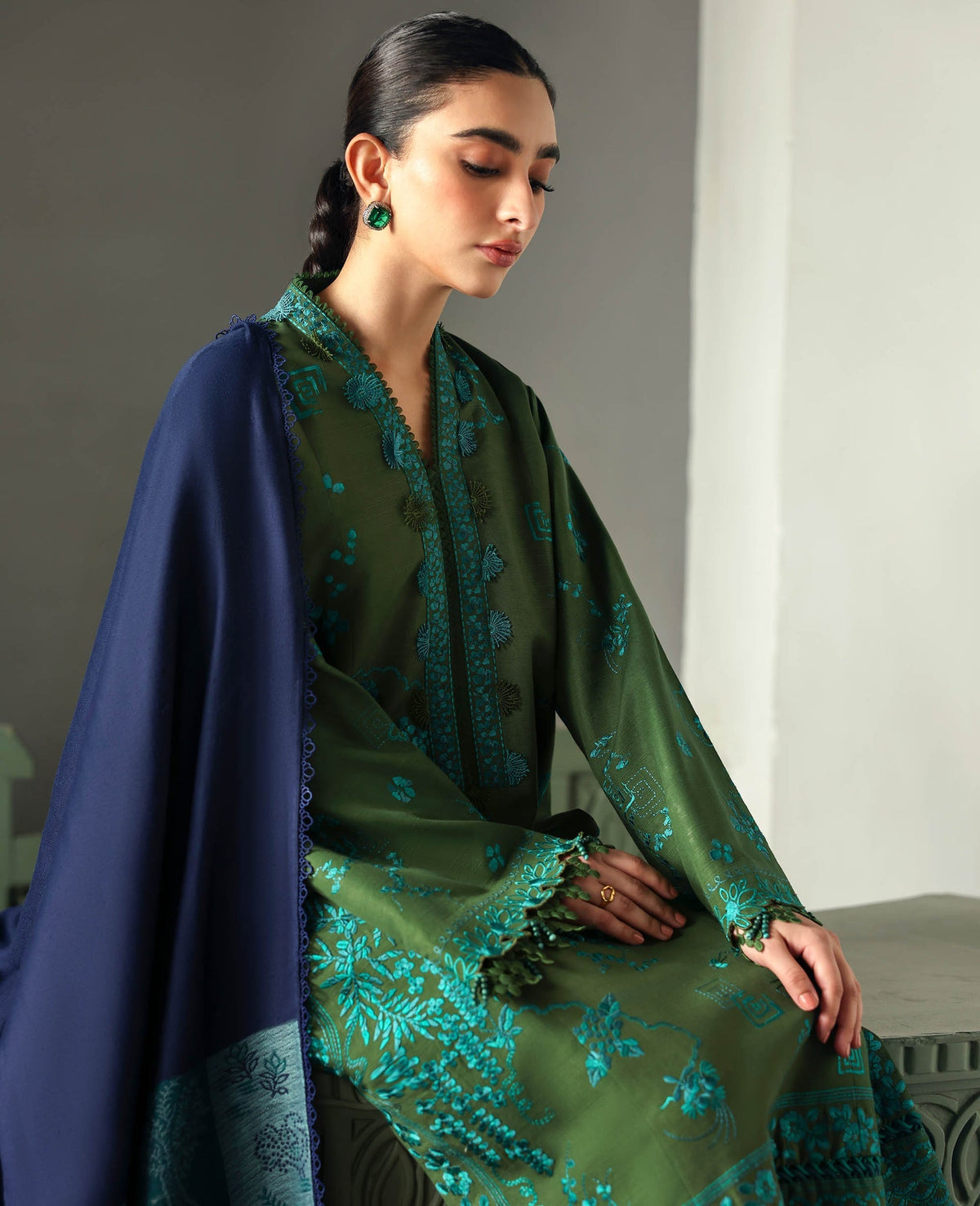 Republic Womenswear | Amaris Luxury Shawl 25 | Elysia-7