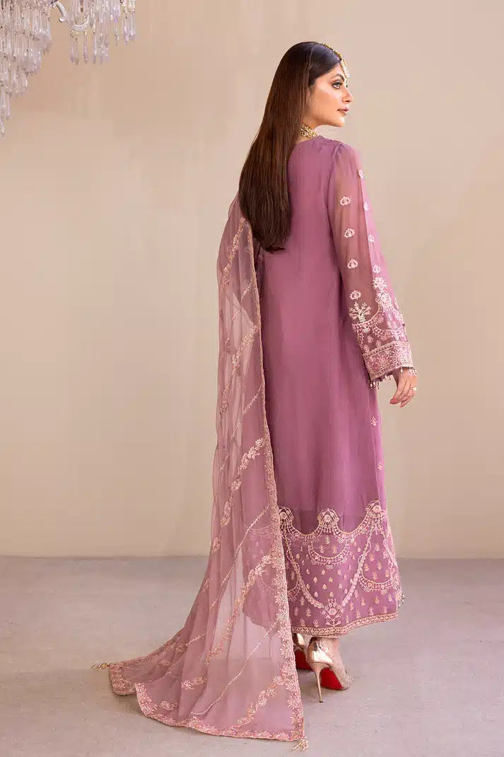 Emaan Adeel | Romansiyyah Luxury Formals 23 | RM-06 ESTELLE by Designer Emaan Adeel - House of Maryam - Pakistani Designer Ethnic Wear in {{ shop.shopifyCountryName }}