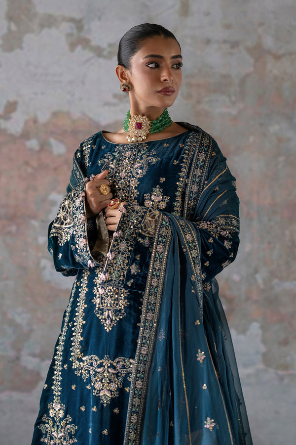 Emaan Adeel | Saanjh Velvet Collection 24 |  Meher -  Emaan Adeel Ladies Clothes - Original Designer Dress - House of Maryam