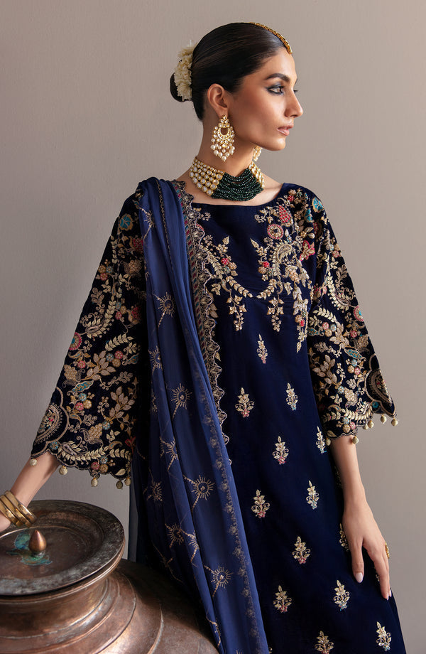 Emaan Adeel | Saanjh Velvet Collection 24 |  MK-03 Falak -  Emaan Adeel Ladies Clothes -  House of Maryam
